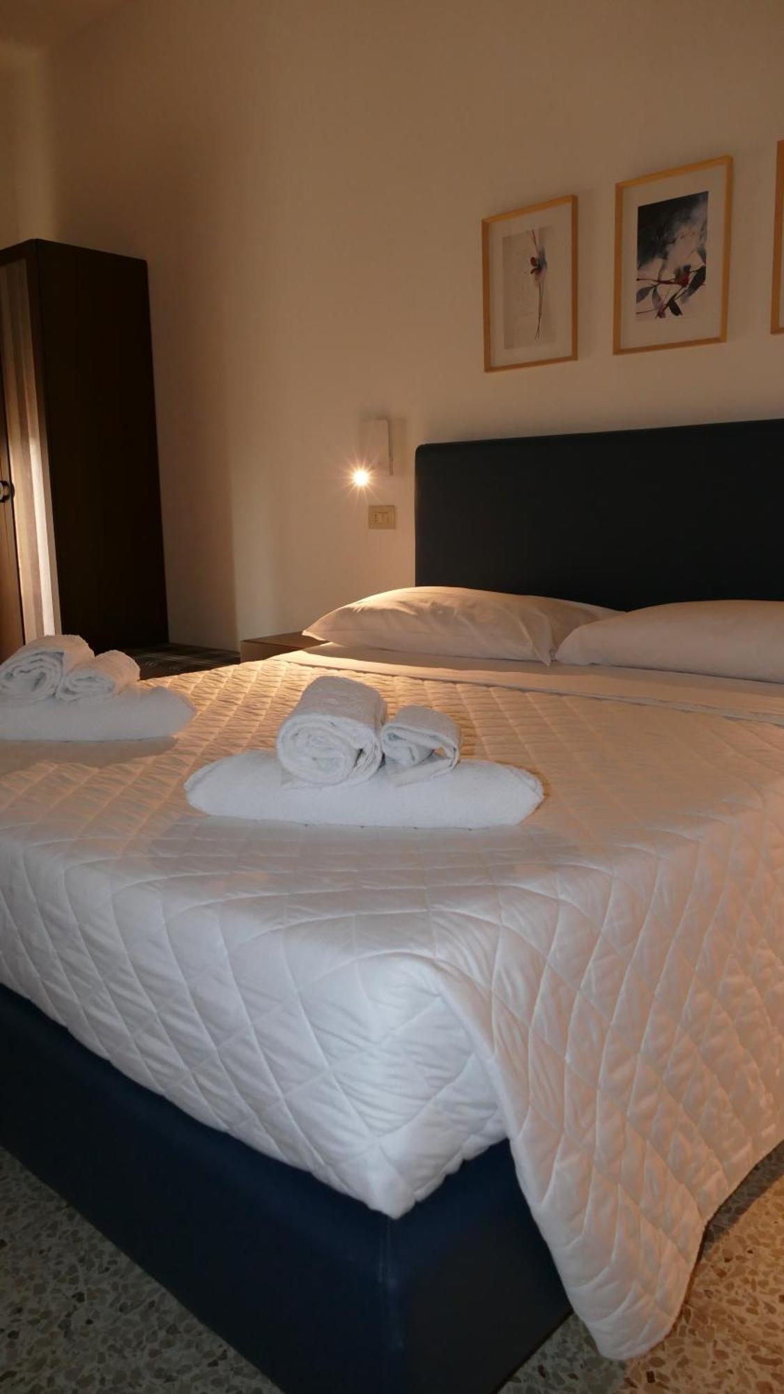 Hotel Spring Rimini Bagian luar foto